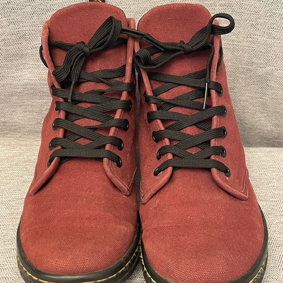 Dr. Martens Ladies Shoreditch Red Canvas Boots Sz 7 - Picture 2 of 9